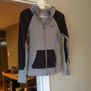 Hooded Nike Thermafit Jacket. Size XS